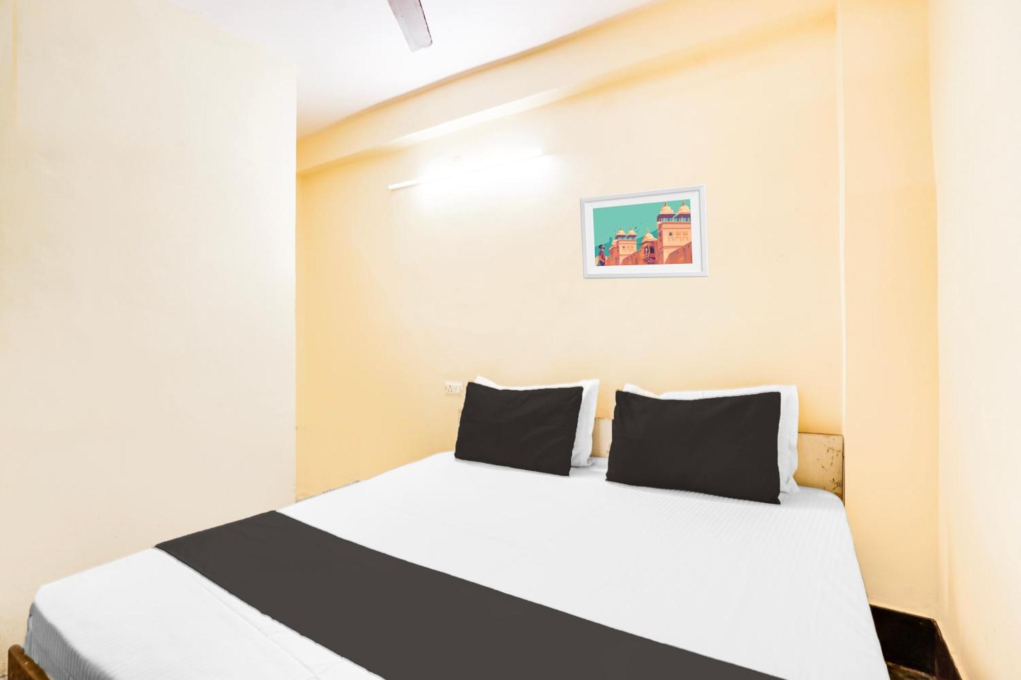 Spot On Tejasvi Hotell Noida Eksteriør bilde